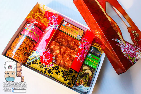 胖胖豬(肉鬆、肉乾、堅果)│台中市/南屯區(一級棒的肉製品，蔬果入肉鬆調味；口感加分、健康也加分，極厚與極薄的對決)