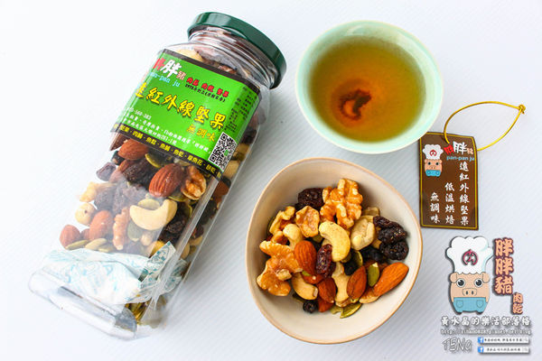 胖胖豬(肉鬆、肉乾、堅果)│台中市/南屯區(一級棒的肉製品，蔬果入肉鬆調味；口感加分、健康也加分，極厚與極薄的對決)