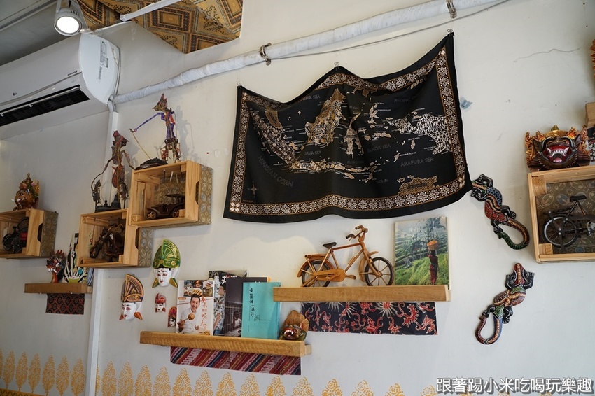 艷麗南洋鹹甜食。南洋道地口味巴東牛肉薑黃雞.娘惹糕- 跟著踢小米吃喝玩樂趣