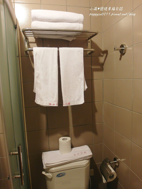 (金門住宿) 珠山50號依山行館 ❤ 推薦必住!老屋古厝改建特色民宿，古樸溫馨融合時尚華麗