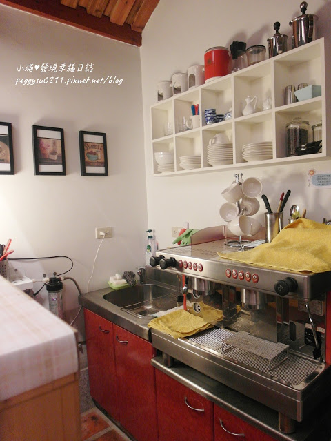 (金門住宿) 珠山50號依山行館 ❤ 推薦必住!老屋古厝改建特色民宿，古樸溫馨融合時尚華麗