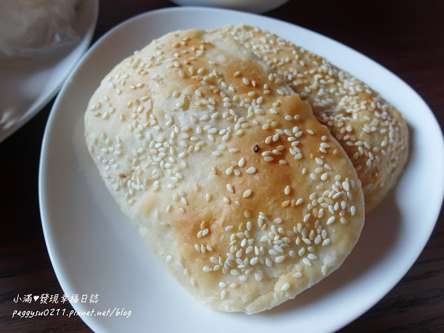 (金門住宿) 珠山50號依山行館 ❤ 推薦必住!老屋古厝改建特色民宿，古樸溫馨融合時尚華麗