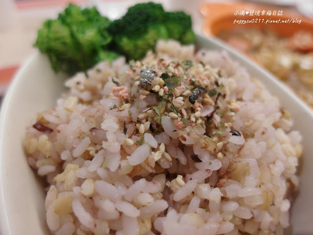 (新竹美食) SeFun Café喜歡你餐坊-竹北勝利店 ❤ 享受美食同時做公益用愛成就不簡單的喜憨兒餐廳