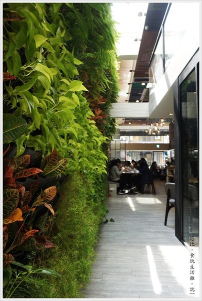 木門咖啡-16-植物牆.JPG
