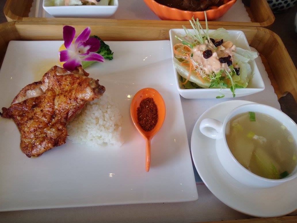 奇麗灣-珍奶文化館????宜蘭一日遊????情侶/親子同樂好景點????重視環保與社會責任並重的良心企業(港式飲茶/珍奶珍珠DIY/故事館/景觀/園區導覽)