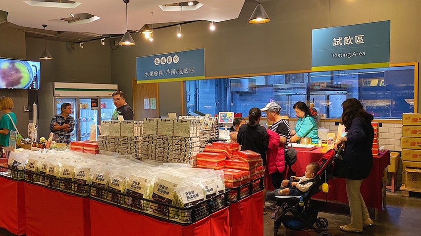 【宜蘭遊記】奇麗灣珍奶文化館┃免門票能DIY手作體驗和購買伴手禮的觀光工廠┃ - / 郭郭的花東走跳生活 /