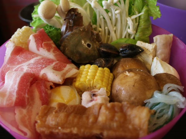 好久不見原創麻辣鍋吃到飽(西門店)：【台北美食】好久不見原創麻辣鍋吃到飽(西門店)@捷運西門站