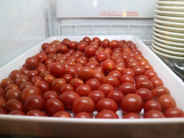 好久不見原創麻辣鍋吃到飽(西門店)：【台北美食】好久不見原創麻辣鍋吃到飽(西門店)@捷運西門站