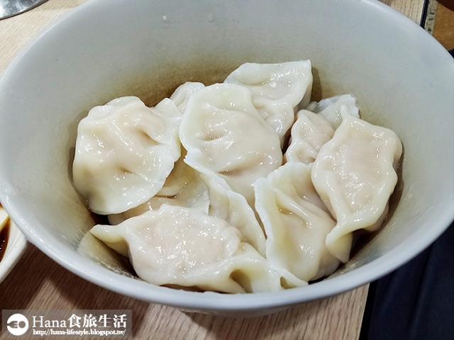 【台北萬華】建宏牛肉麵 | 24小時的深夜牛肉麵 可以用來撫慰飢餓疲勞 但還是阿明師煮的比較好吃!