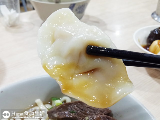 【台北萬華】建宏牛肉麵 | 24小時的深夜牛肉麵 可以用來撫慰飢餓疲勞 但還是阿明師煮的比較好吃!