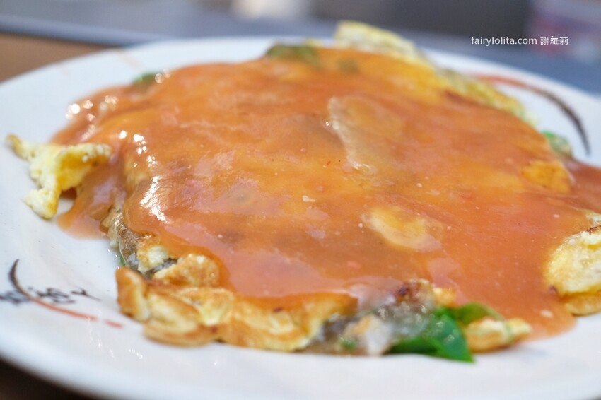 外國觀光客來台必吃,排隊人潮橫跨三店面!