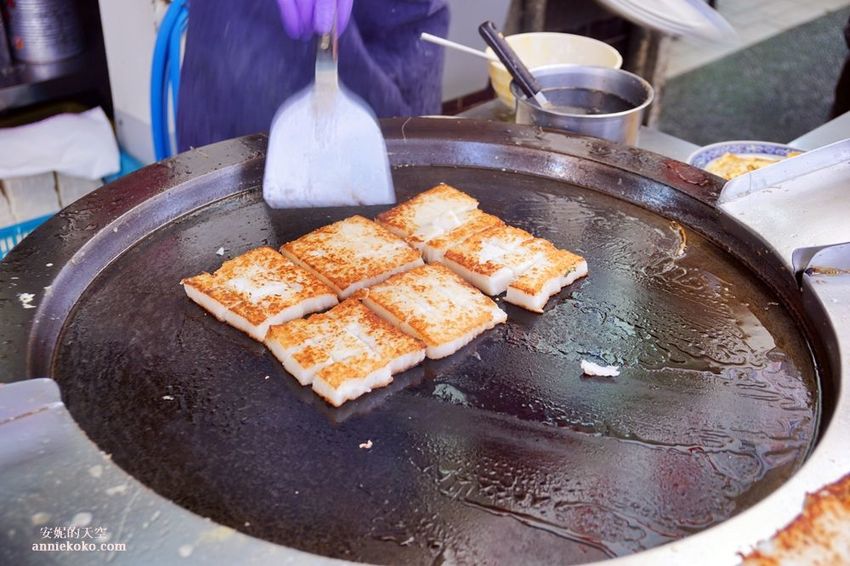 [西門町美食 天天利美食坊 ]人氣排隊小吃 蘿蔔糕蚵仔煎必點 筍乾蛋花湯出奇美味 辣椒意外是亮點 - 安妮的天空