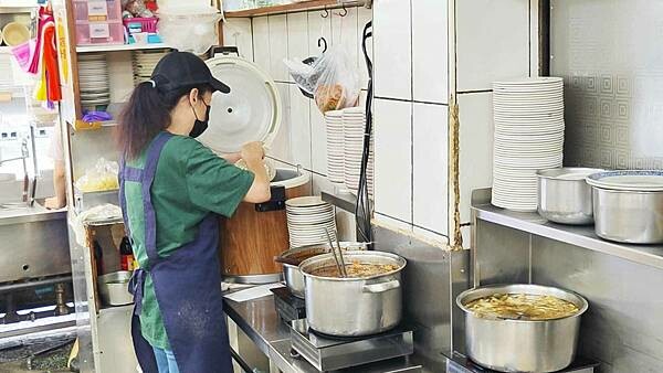 【西門町美食】天天利美食坊｜西門町ＣＰ值最高的美食小吃店