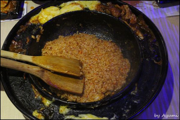 OMAYA春川炒雞(台南永華店)：[食記]辛普森湯:起司年糕鍋就在OMAYA春川炒雞(台南永華店)