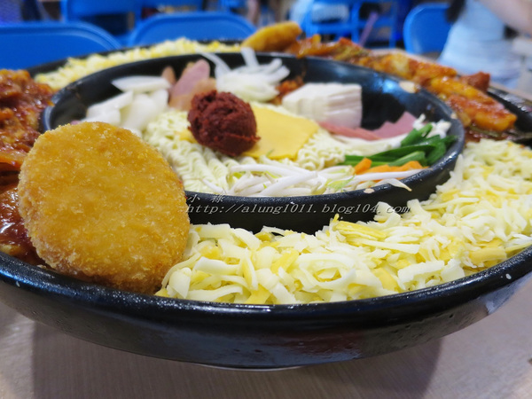 OMAYA春川炒雞(台南永華店)：全新菜色辛普森湯         ..OMAYA春川炒雞 (台南永華店)