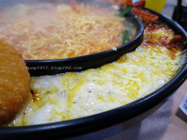 OMAYA春川炒雞(台南永華店)：全新菜色辛普森湯         ..OMAYA春川炒雞 (台南永華店)