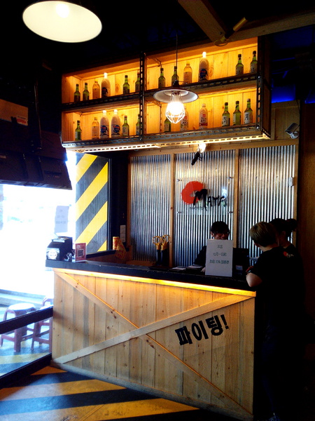 OMAYA春川炒雞(台南永華店)： ☆口碑券No.11☆【臺南Ω中西區】Omaya春川炒雞（永華店）。釜山巨無霸海鮮盆，各種新鮮食材超澎湃