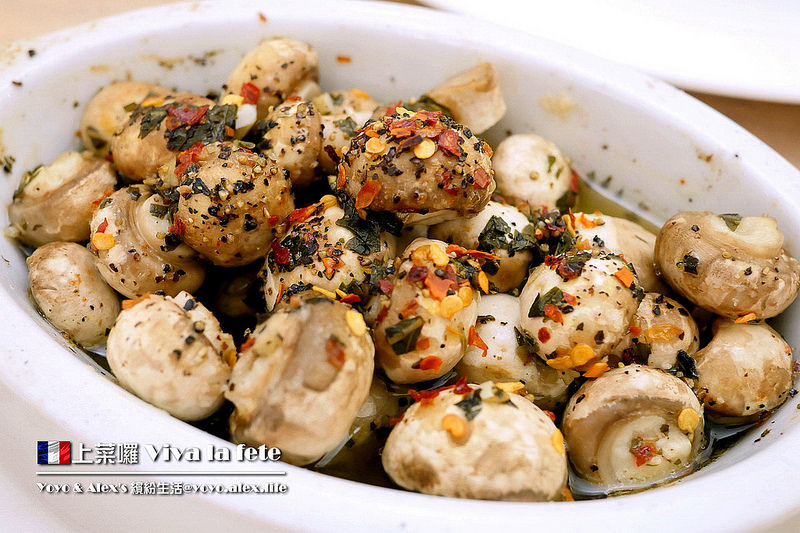 【台北】上菜囉 Viva la fete法式餐廳 ~ 高貴不貴的高CP值法式料理 20oz牛排大口吃!!! 美味紅酒燉牛肉吃爽爽 / 捷運忠孝新生 / 濟南路