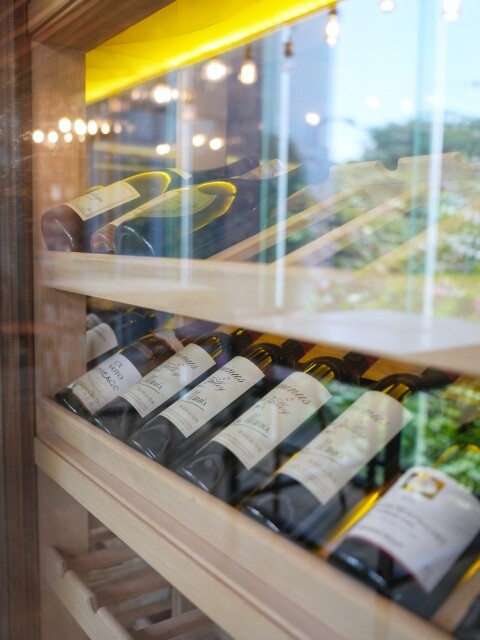 【台中食記】純原木燒烤柴燒特色料理〔 FORE restaurant 〕，fine dining餐點精緻美味，美式鄉村風玻璃屋浪漫約會，還有提供包廂包場服務。