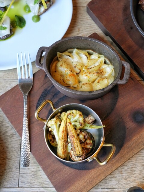 【台中食記】純原木燒烤柴燒特色料理〔 FORE restaurant 〕，fine dining餐點精緻美味，美式鄉村風玻璃屋浪漫約會，還有提供包廂包場服務。