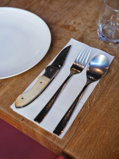 【台中食記】純原木燒烤柴燒特色料理〔 FORE restaurant 〕，fine dining餐點精緻美味，美式鄉村風玻璃屋浪漫約會，還有提供包廂包場服務。