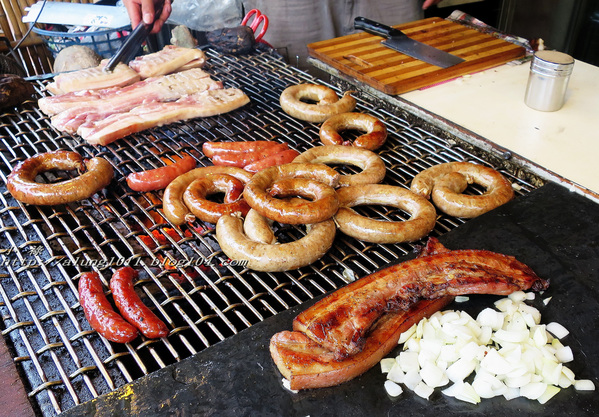山川琉璃吊橋：細雨霏霏。山川琉璃吊橋~