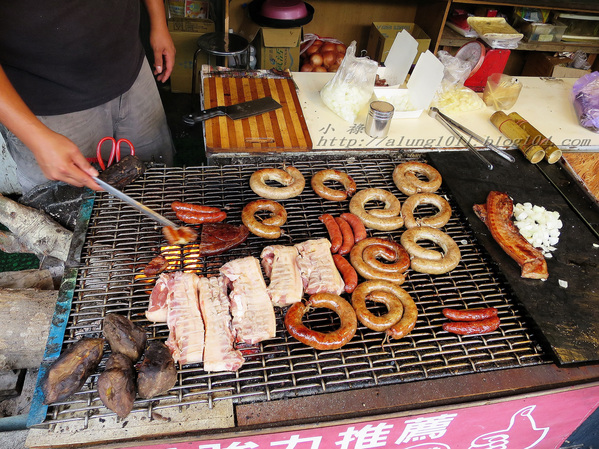 山川琉璃吊橋：細雨霏霏。山川琉璃吊橋~