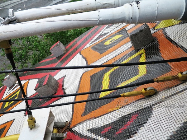 山川琉璃吊橋：細雨霏霏。山川琉璃吊橋~