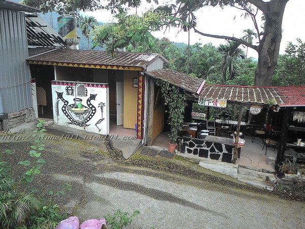 山川琉璃吊橋：細雨霏霏。山川琉璃吊橋~