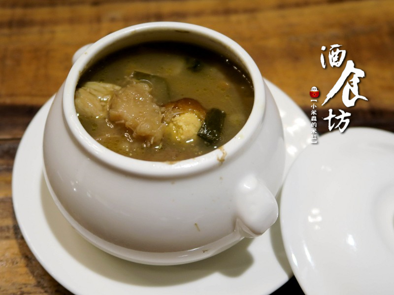 【捷運南京三民站】酒食坊-精緻特色辦桌菜、時尚小酒館空間!