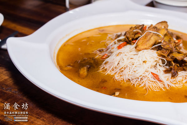 酒食坊Pān-toh Bistro|台北松山美食中式餐酒館；小家庭少人數的創意辦桌菜；食材有天然，調酒、功夫菜水準之上。