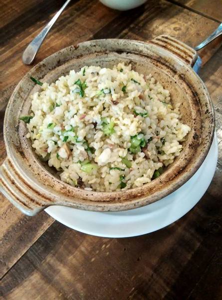 酒食坊 Pān-toh Bistro：酒食坊-非常適合家庭聚餐或是辦大型餐會的地點  客賓主盡歡的好選擇  非常細心的店家服務