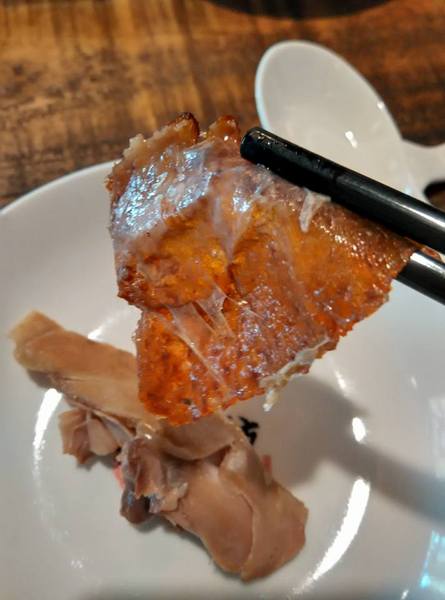 酒食坊 Pān-toh Bistro：酒食坊-非常適合家庭聚餐或是辦大型餐會的地點  客賓主盡歡的好選擇  非常細心的店家服務