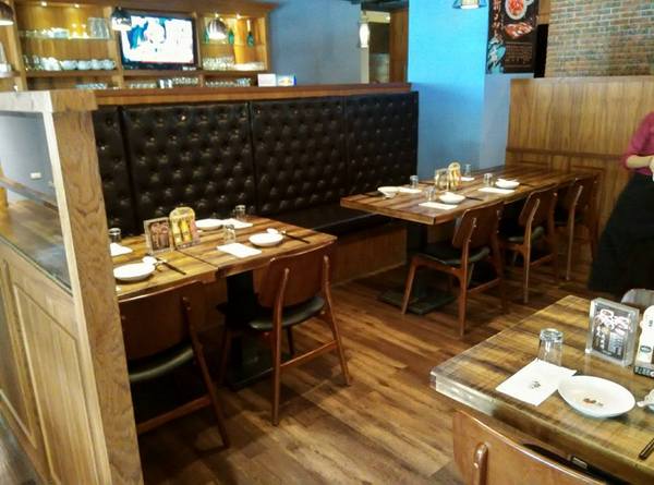 酒食坊 Pān-toh Bistro：酒食坊-非常適合家庭聚餐或是辦大型餐會的地點  客賓主盡歡的好選擇  非常細心的店家服務