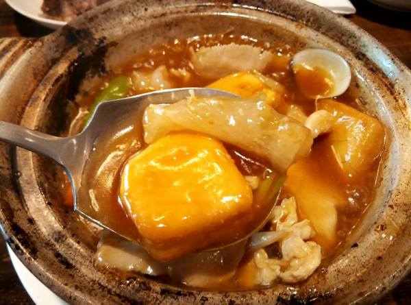 酒食坊 Pān-toh Bistro：酒食坊-非常適合家庭聚餐或是辦大型餐會的地點  客賓主盡歡的好選擇  非常細心的店家服務