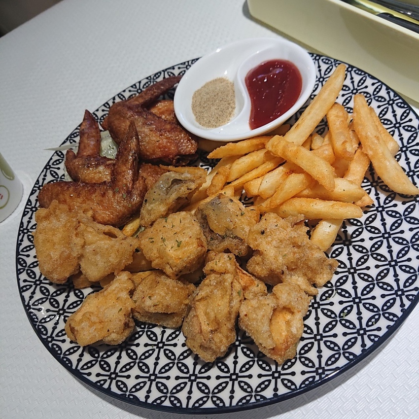 DSC_1988.JPG DSC_1988.JPG