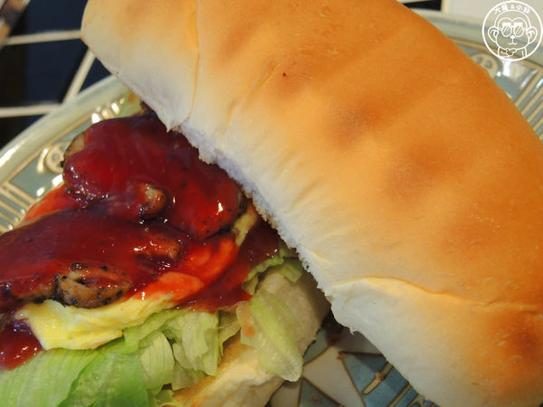 鴛鴦早午茶：呷飽祙【新北板橋･鴛鴦早午茶】隱藏在市場裡的港式早午餐