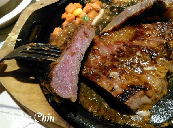 板橋安格士牛排館 豐富自助沙拉吧 板橋排餐