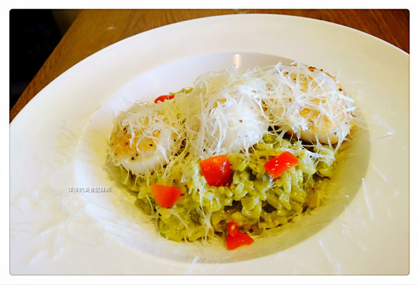 魯尼餐廳 Luni Cafe(信義店） ~ 地中海風❤️西班牙烤飯/超大干貝燉飯．貓咪友善餐廳 - 捷運信義安和站