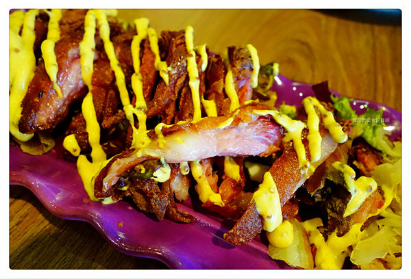 魯尼餐廳 Luni Cafe(信義店） ~ 地中海風❤️西班牙烤飯/超大干貝燉飯．貓咪友善餐廳 - 捷運信義安和站