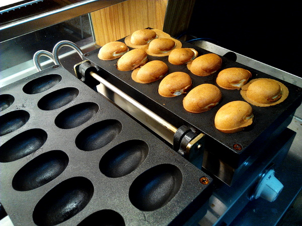 雞蛋發高燒:【東區】雞蛋發高燒。多種「加爆」餡料讓古早味小點心有了全新感受 雞蛋發高燒:【東區】雞蛋發高燒。多種「加爆」餡料讓古早味小點心有了全新感受