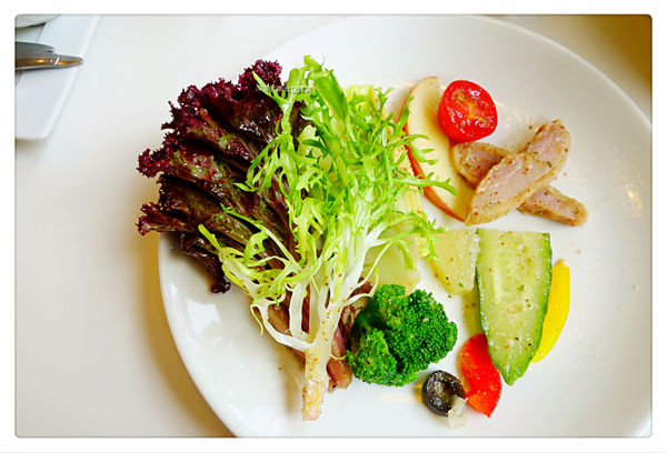 索瓦咖啡台大店Sowa cafe ~ 輕食/Pizza/手作甜點．公館商圈平價美食 - 捷運公館站