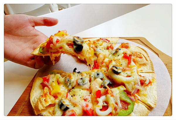 索瓦咖啡台大店Sowa cafe ~ 輕食/Pizza/手作甜點．公館商圈平價美食 - 捷運公館站