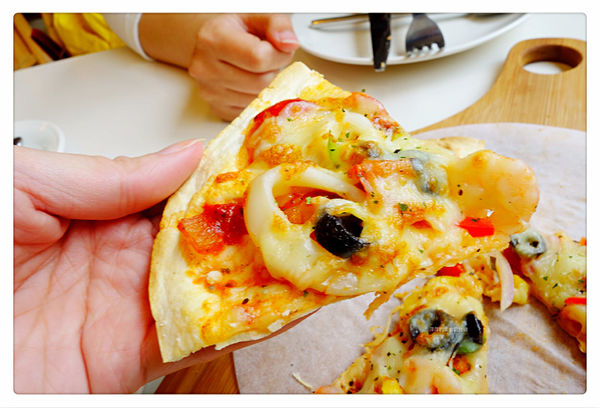 索瓦咖啡台大店Sowa cafe ~ 輕食/Pizza/手作甜點．公館商圈平價美食 - 捷運公館站
