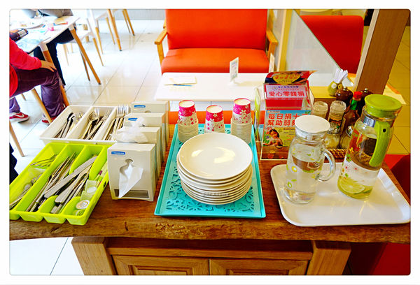 索瓦咖啡台大店Sowa cafe ~ 輕食/Pizza/手作甜點．公館商圈平價美食 - 捷運公館站