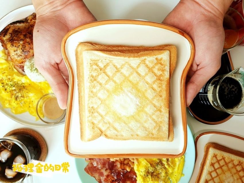 Cat I Cake_狐狸金的日常_191124_0003.jpg