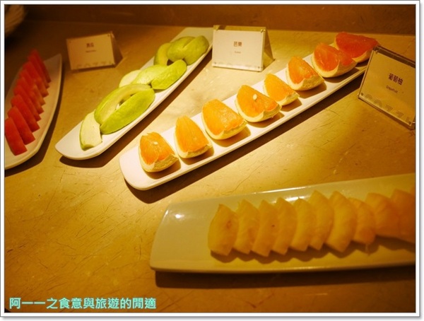 THE Roof：捷運三多商圈站美食 THE Roof  和逸高雄中山館 ～賞夜景吃美味乾式熟成牛排