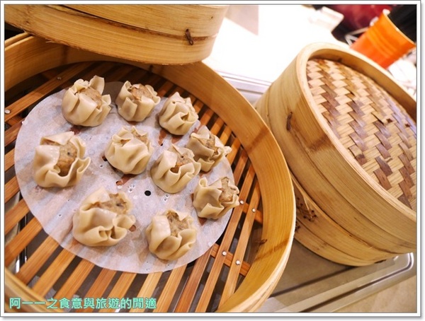 THE Roof：捷運三多商圈站美食 THE Roof  和逸高雄中山館 ～賞夜景吃美味乾式熟成牛排