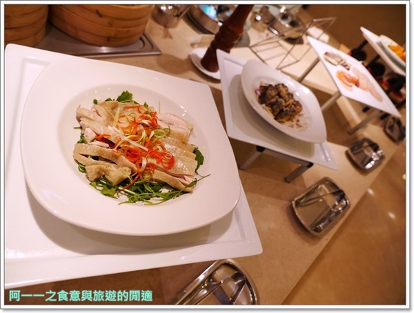 THE Roof：捷運三多商圈站美食 THE Roof  和逸高雄中山館 ～賞夜景吃美味乾式熟成牛排