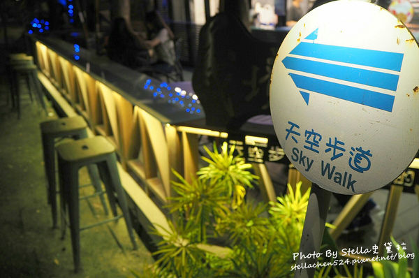 【台南-仁德】彷彿置身科幻又繽紛的遊樂園@十鼓仁糖文創園區(星光票) ★台南/台南景點/台南好玩/台南必遊/親子遊/台南晚上景點/台南文創